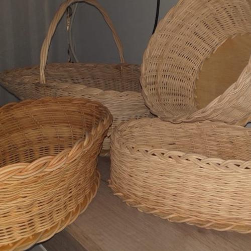 Detaliu miez ratan core împletit manual pe spătar - Decotrend