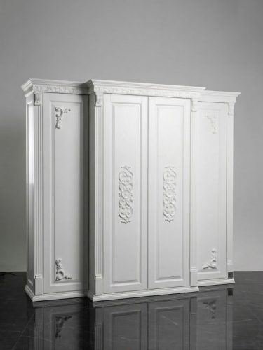 Ornamente lemn sculptate aplicate pe corpul unui dulap restaurat - Decotrend